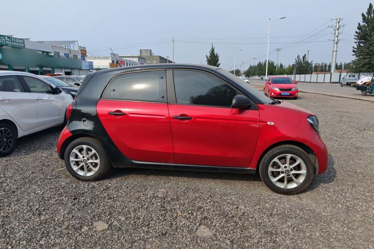 Used  forfour 2016 1.0L 52 kW Dynamic Edition
