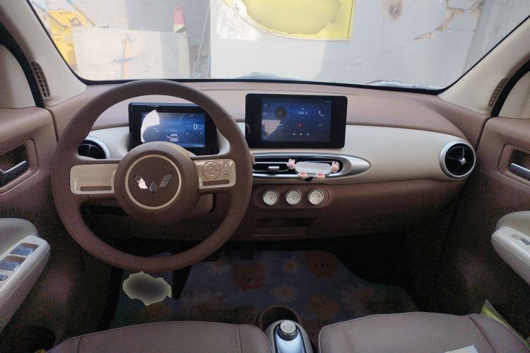 Used Wuling Hongguang MINIEV 2025 Four-Door Version Premium Edition
