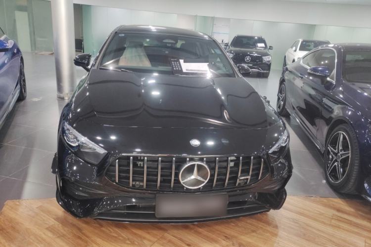 Used Mercedes-Benz A-AMG 2025-Year Restyled AMG A 35 L 4MATIC
