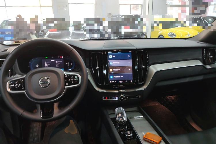 Used Volvo XC60 2025 B5 Four-Wheel Drive Smart & Advanced Midnight Black Edition
