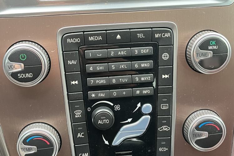 Used Volvo XC60 2017 T5 Smart Edition
