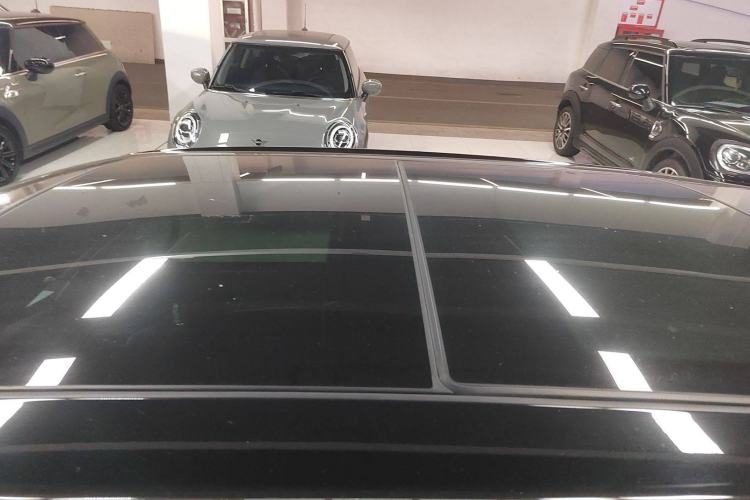 Used  MINI 2022 1.5T COOPER Classic Edition Five-Door Version
