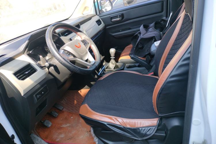 Used Wuling Zhengcheng 2021 1.5T Manual Luxury Version
