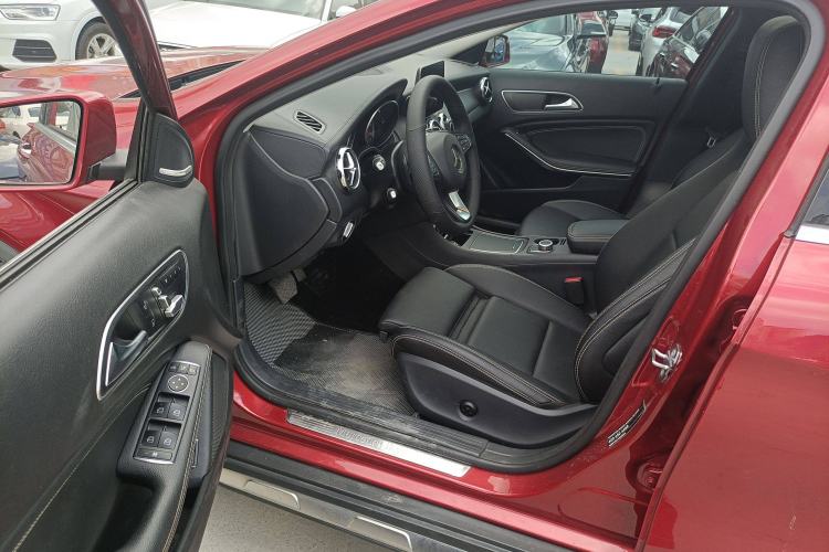 Used Mercedes-Benz GLA 2018 GLA 200 Fashion Model