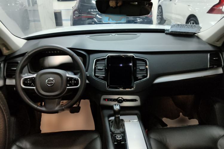 Used Volvo XC90 2018 T5 Zhiyi Edition 7-Seater
