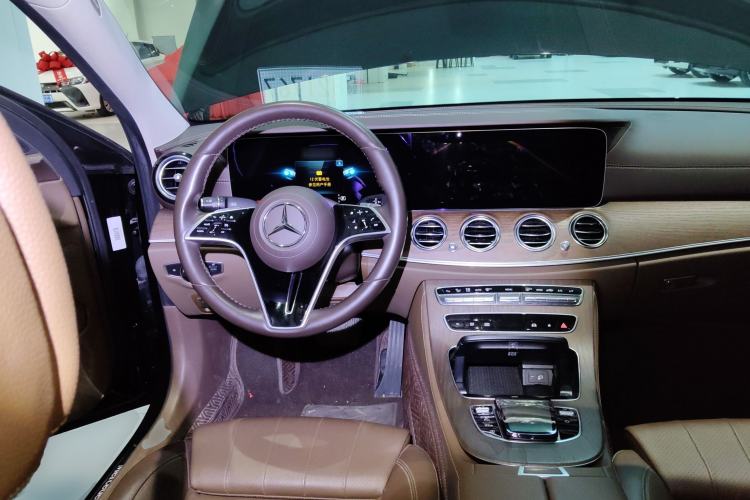 Used Mercedes-Benz E-Class 2022 E 260 L