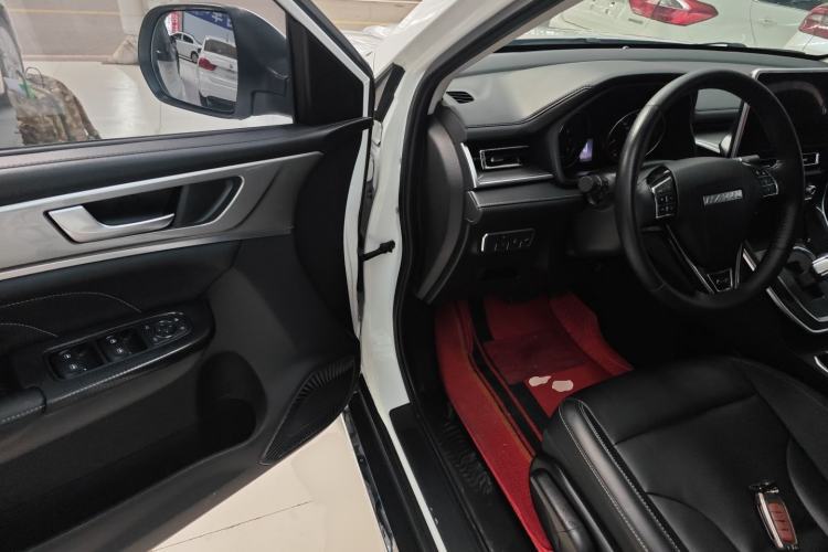 Used Haval M6 2021 PLUS 1.5T DCT Luxury Smart Connectivity Model
