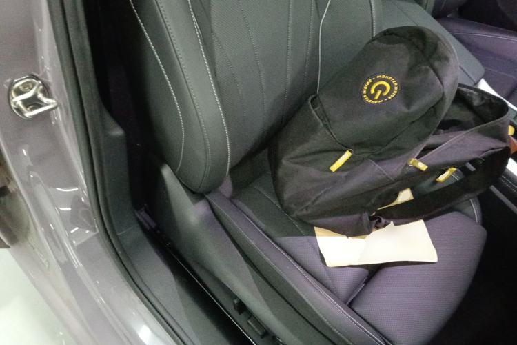 Used Volkswagen Passat 2025 Pro 380TSI Dragon Supreme Edition
