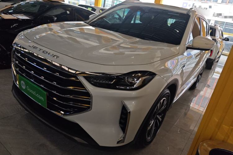 Used JETOUR X70 PLUS 2022 1.5T DCT Luxury Edition 5 Seats
