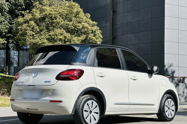 Used Wuling Bingo 2023 203km Light Edition
