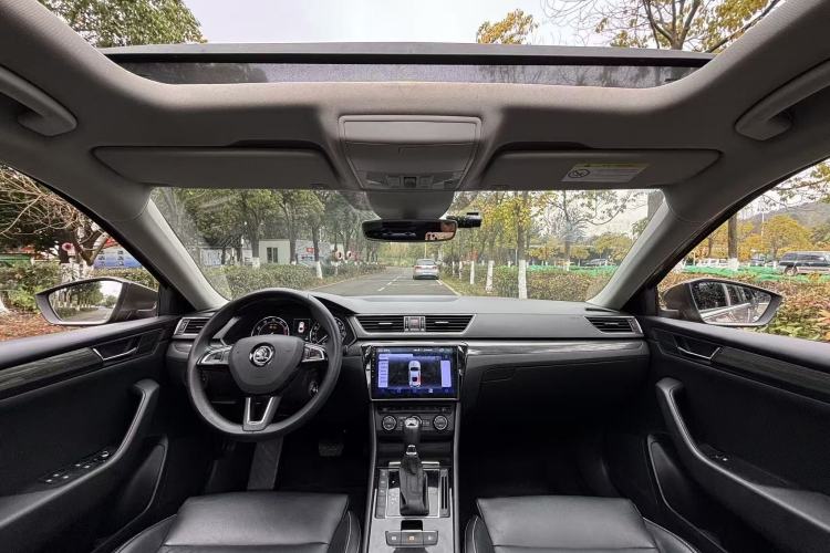 Used Skoda Superb 2016 TSI330 DSG Smart Drive Edition
