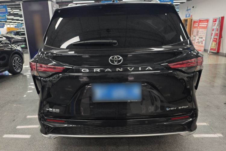 Used Toyota Granvia 2024 2.5L Hybrid Prestige PLUS Four-Wheel Drive Version

