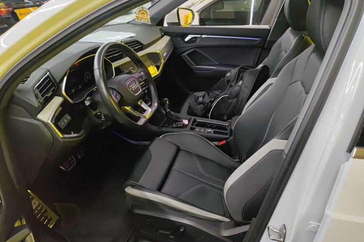 Used Audi Q3 2024 35 TFSI Fashion Dynamic Edition
