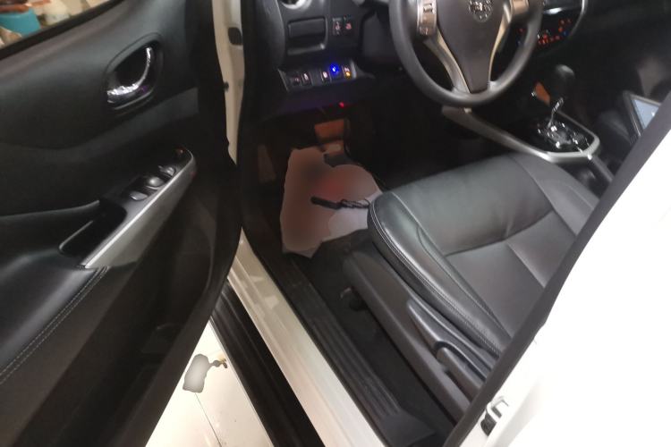 Used Nissan Terra 2020 2.5L XL Upper 4WD Automatic Four-Wheel Drive Luxury Edition
