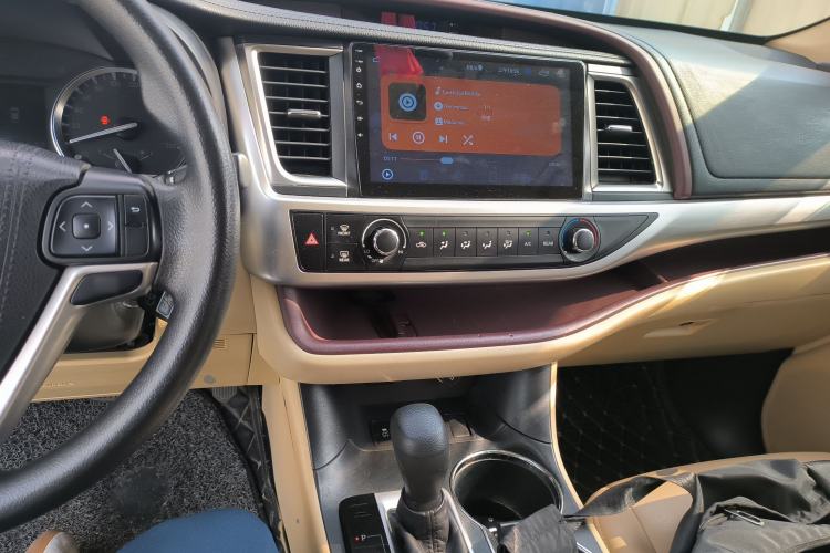 Used Toyota Highlander 2015 2.0T Two-Wheel Drive Elite Edition 7 Seats
