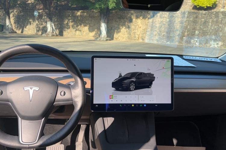 Used Tesla Model Y 2022 Rear-Wheel-Drive Version
