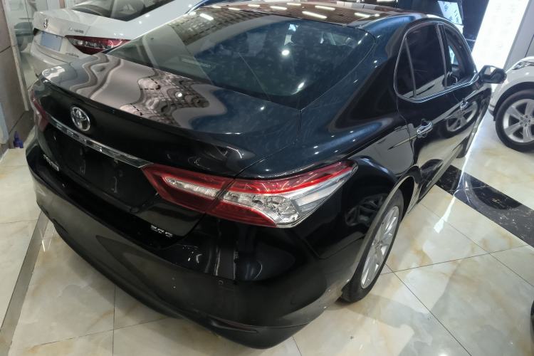 Used Toyota Camry 2019 Revised Version 2.0G Luxury Edition
