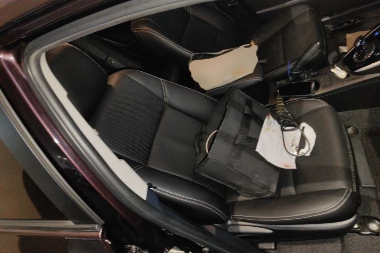 Used Toyota Levin 2017 Revised Dual-Engine 1.8H GS E-CVT Elite Sunroof Version China V Standard