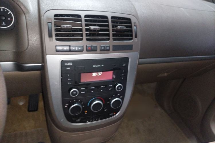 Used Buick GL8 2014 2.4L Classic Edition