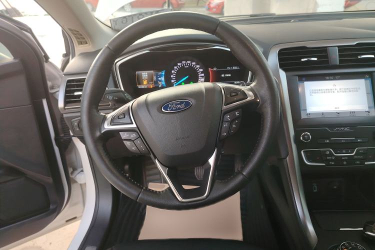 Used Ford Mondeo 2018 EcoBoost 200 Smart Control Luxury Model China VI Standard
