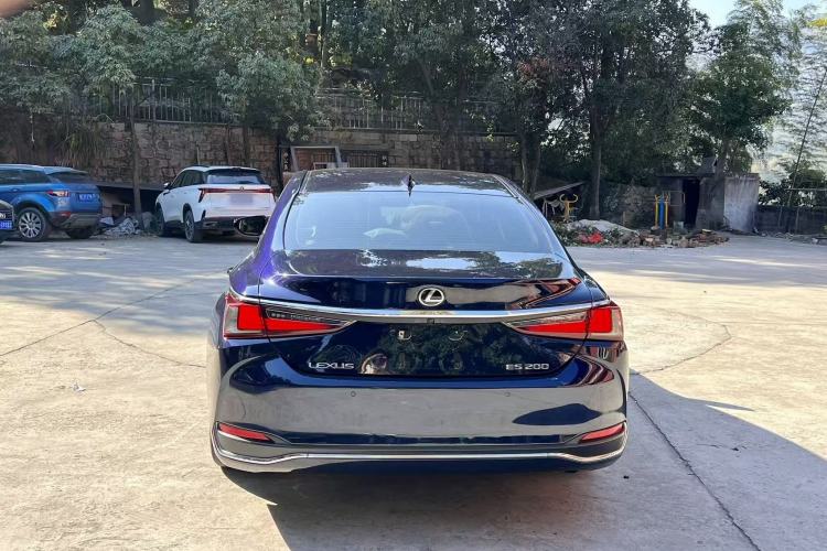 Used Lexus ES 2021 200 Excellence Edition