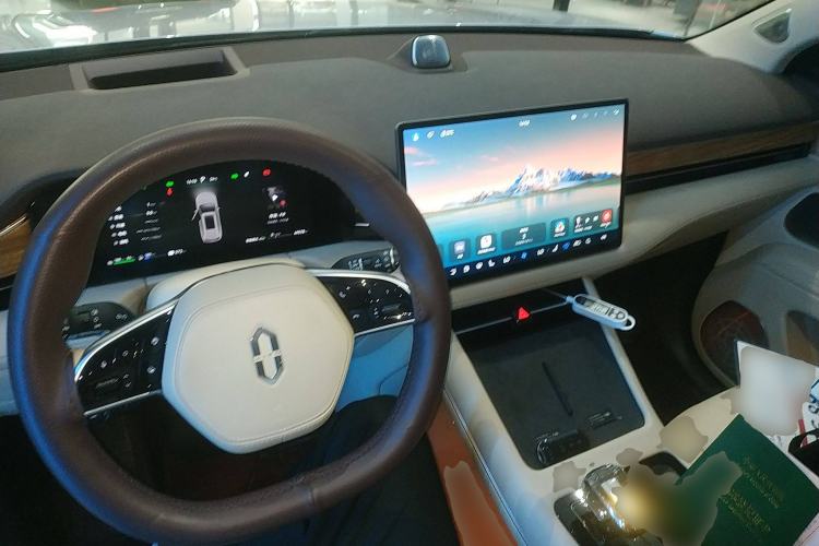 Used Hima AITO M7 2024 1.5T Rear-Drive Plus Version 6 Seats