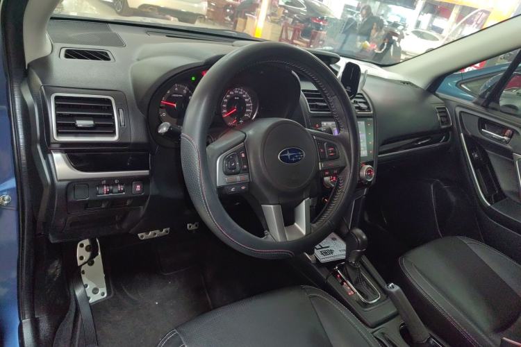 Used Subaru Forester 2016 2.0i Fashion Navigation Edition
