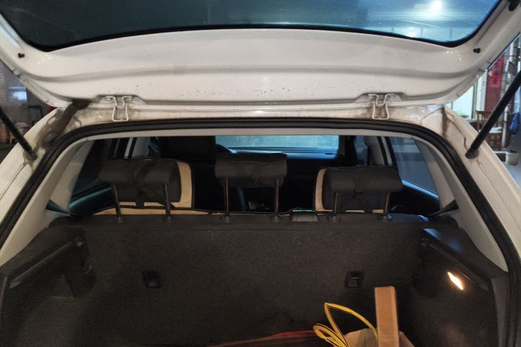 Used Volkswagen Polo 2014 1.4L Manual Fashion Edition