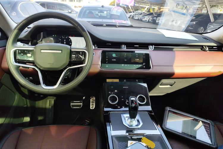 Used Land Rover Range Rover Evoque 2021 Range Rover Velar L 249PS R-Dynamic First Edition
