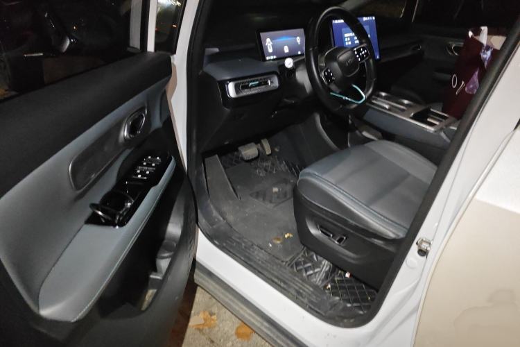 Used AION Y 2023 Younger Star Edition