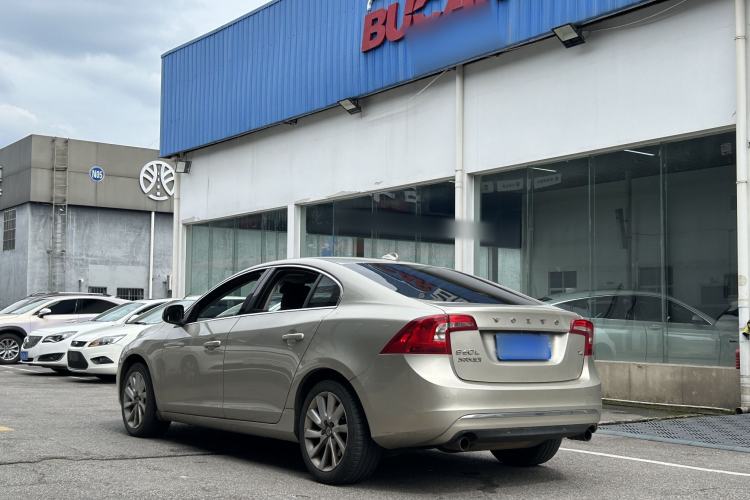 Used Volvo S60 2016 S60L T4 Zhiyuan Edition

