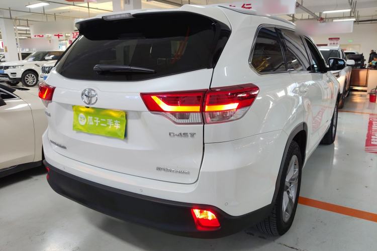 Used Toyota Highlander 2018 2.0T Four-Wheel Drive Luxury Version 7 Seats China VI Standard