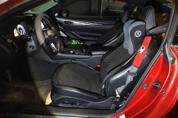 Used Infiniti Q60 2019 2.0T Luxury Edition