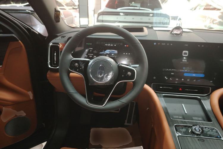 Used Hima AITO M9 2025 All-Electric Ultra Version 100 kWh 5-Seater Model
