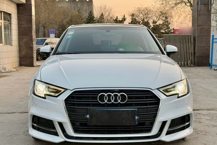 Used Audi A3 2018 30th Anniversary Edition Sportback 35 TFSI Fashion Model