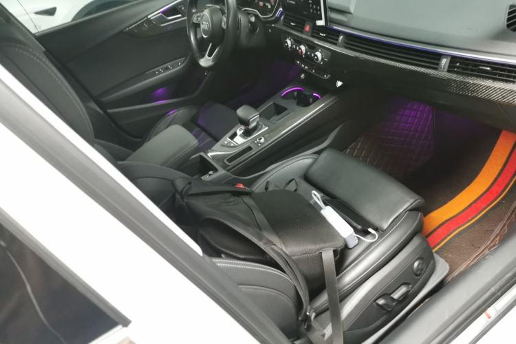 Used Audi A4L 2022 40 TFSI Fashion Dynamic Model
