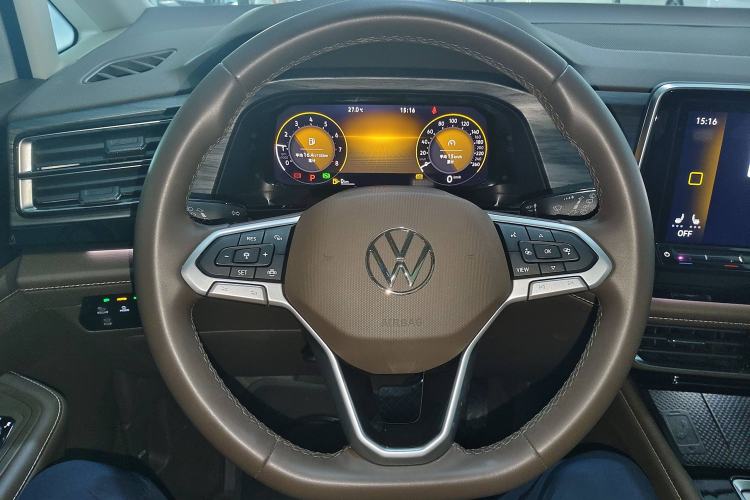 Used Volkswagen Viloran 2024 330TSI Luxury Edition
