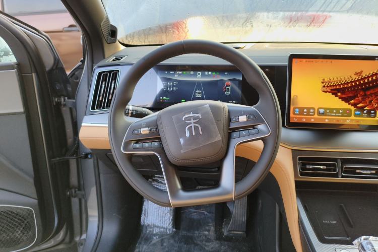 Used BYD Song L DM-i 2024 112 km Beyond Edition
