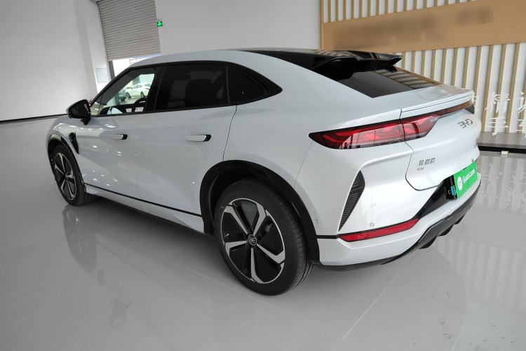 Used BYD Song L EV 2025 Intelligent Driving Version 662 km LiDAR Excellence Edition