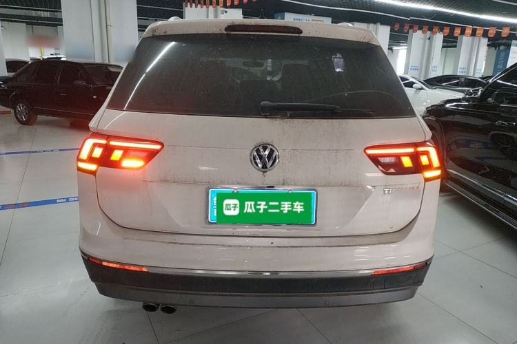 Used Volkswagen Tiguan L 2019 Revised 330TSI Automatic Two-Wheel Drive Smart & Luxury Edition China VI Standard
