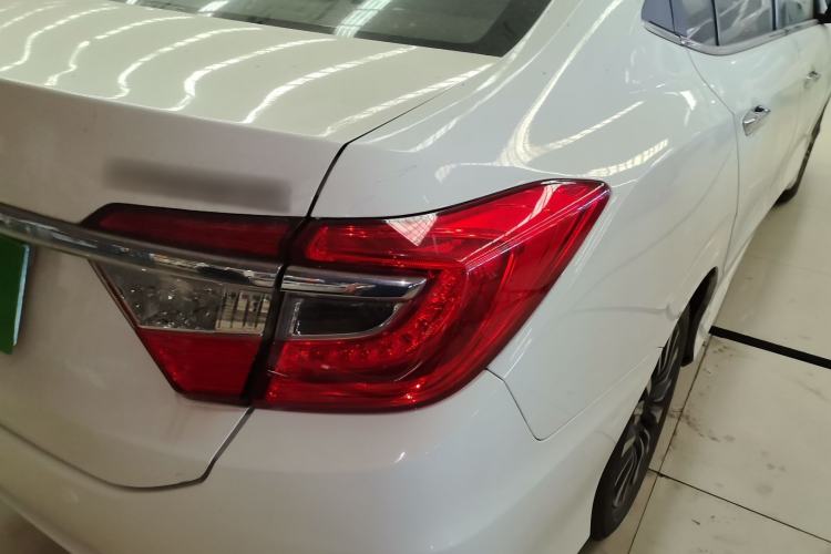 Used Honda Crider 2015 1.8L Automatic Luxury Edition
