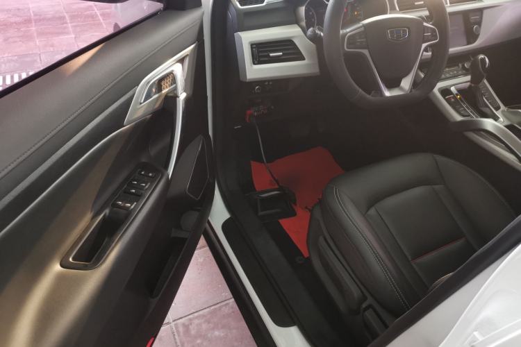 Used Geely Auto Emgrand X7 Sport 2018 1.8TD Automatic Two-Wheel Drive Zhiya Model
