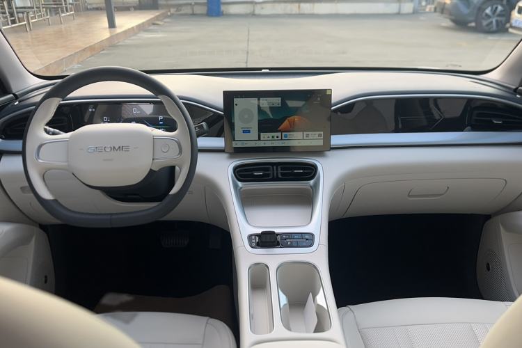 Used  Geome 2025 310km Youth Edition