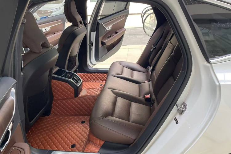 Used Volvo S90 2021 B5 Zhiyuan Luxury Edition
