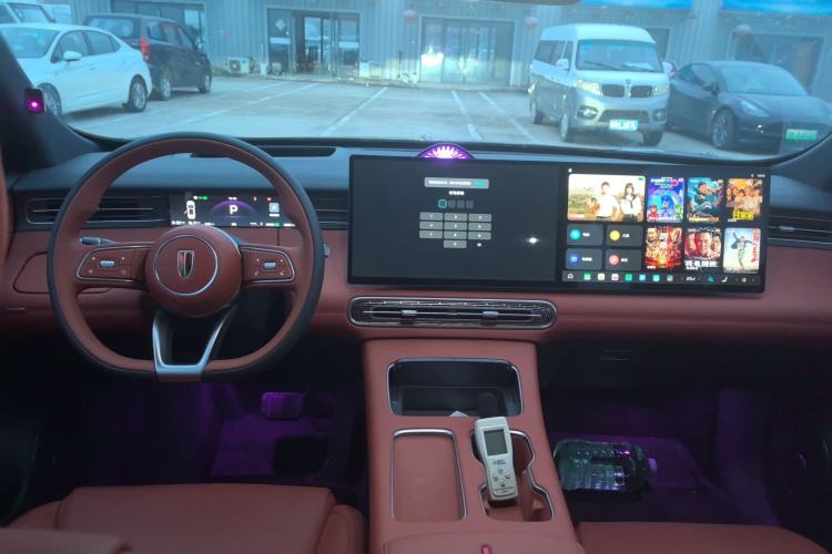 Used Hongqi HS6 PHEV 2026 220 All-Wheel Drive Smart Hybrid Version