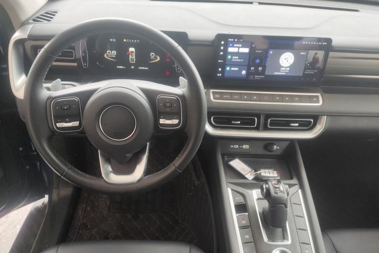 Used Great Wall Poer 2024 2.4T Passenger Version Automatic Diesel 4x4 Comfort Trim
