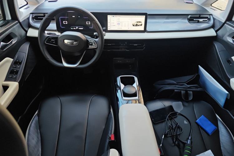 Used Geometry E Firefly 2024 301km Starlight