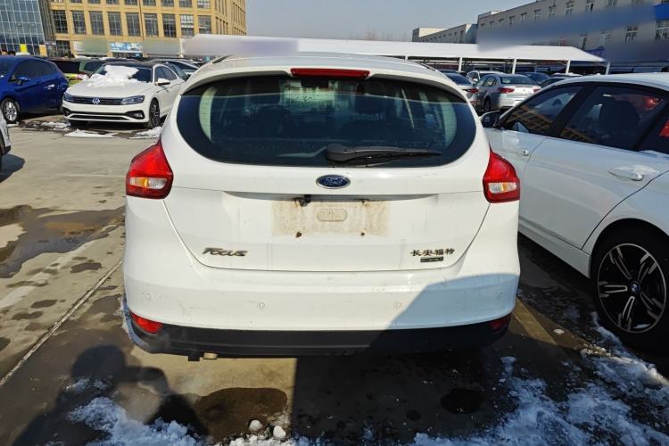 Used Ford Focus 2015 Hatchback EcoBoost 125 Automatic Supreme Style Edition
