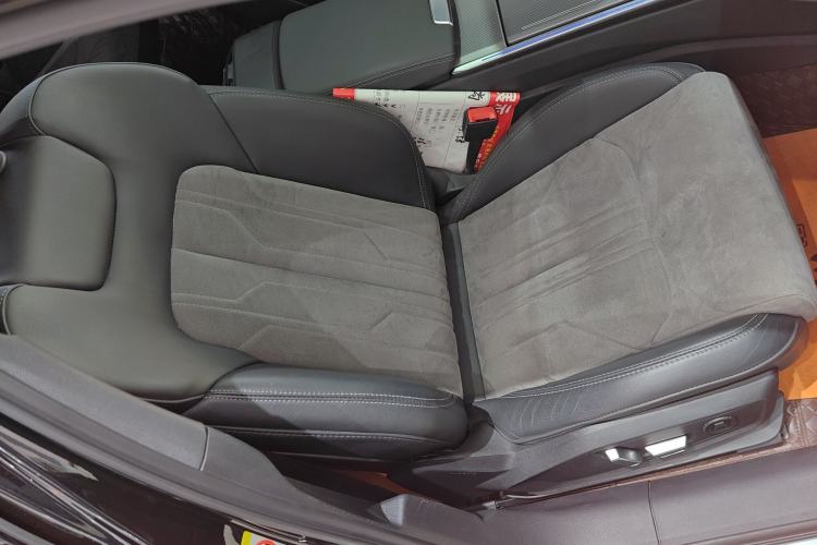 Used Audi A6L 2023 40 TFSI Luxury Dynamic Model
