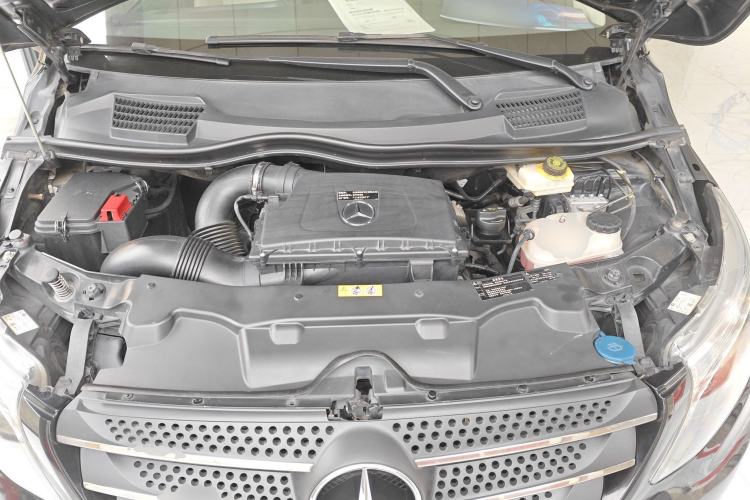 Used Mercedes-Benz Vito 2018 2.0T Elite Version 7 Seats China VI Emission Standard
